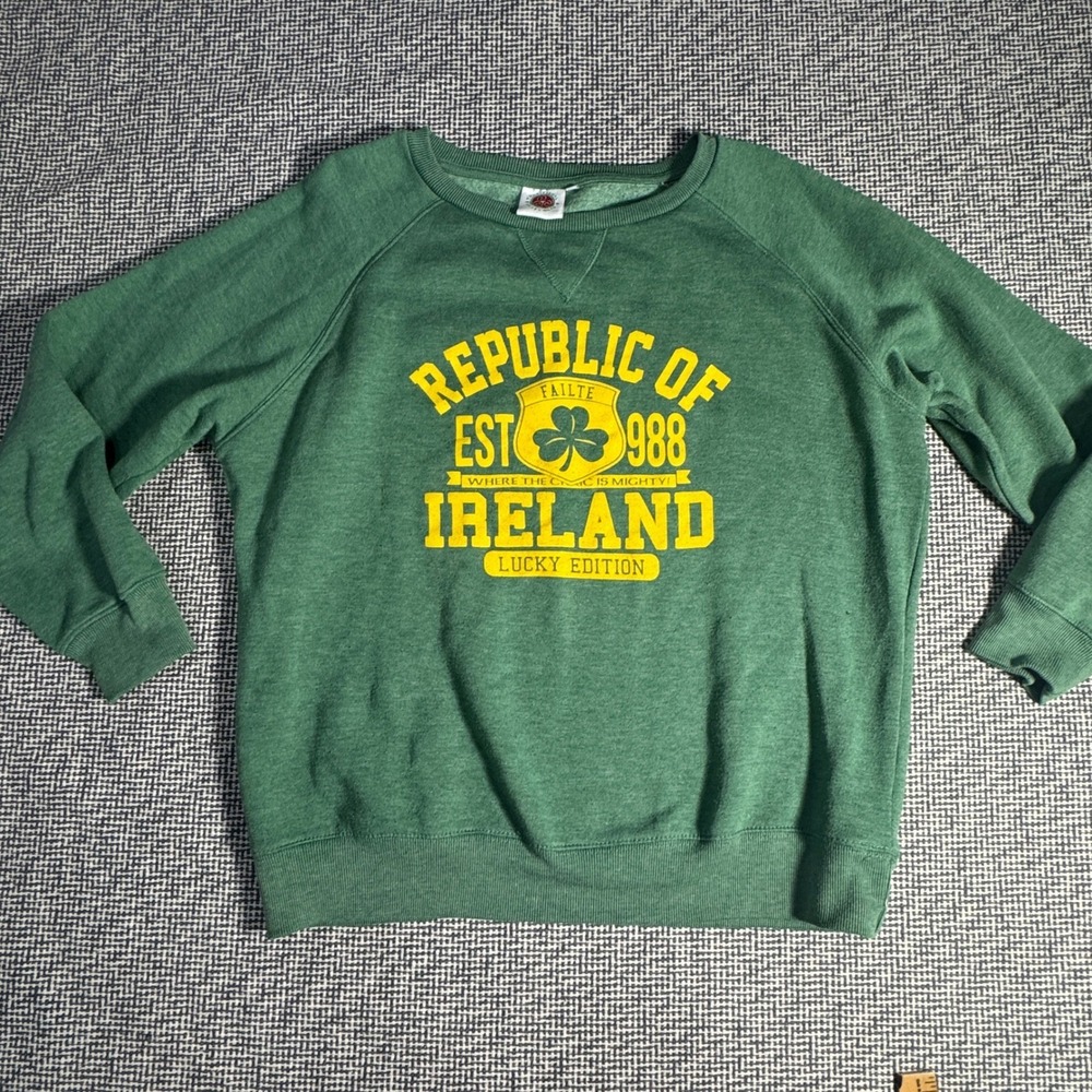 Failte Republic of Ireland Lucky Edition Green Raglan Sweatshirt Womens XL